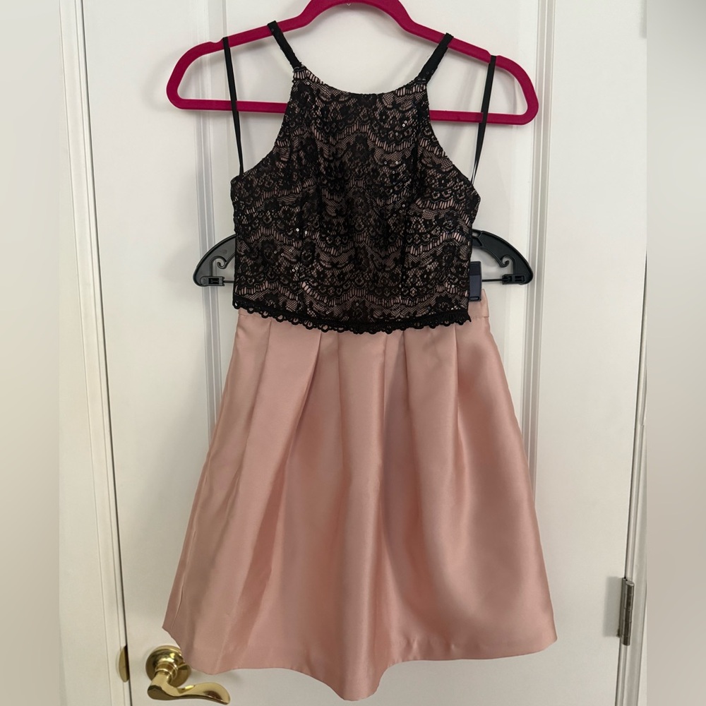 Francesca's Collections Black and Blush Pink Sequin/Lace Skirt Set
